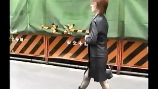 Crnci sa velikim kurčevima naslikali su slatku Miju Malkovu za dvoje