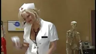Crnac je lizao ženinu macu