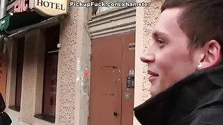 Sigurnost Fucks Girl