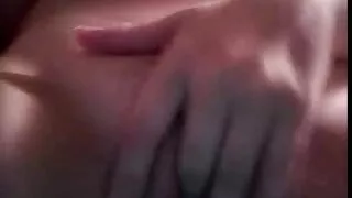 Njegova žena ima turban domaltiyo