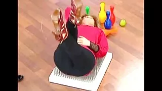 Mršava djevojka jebe teško